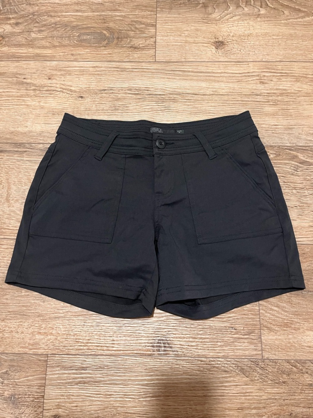 PRANA Olivia shorts in black